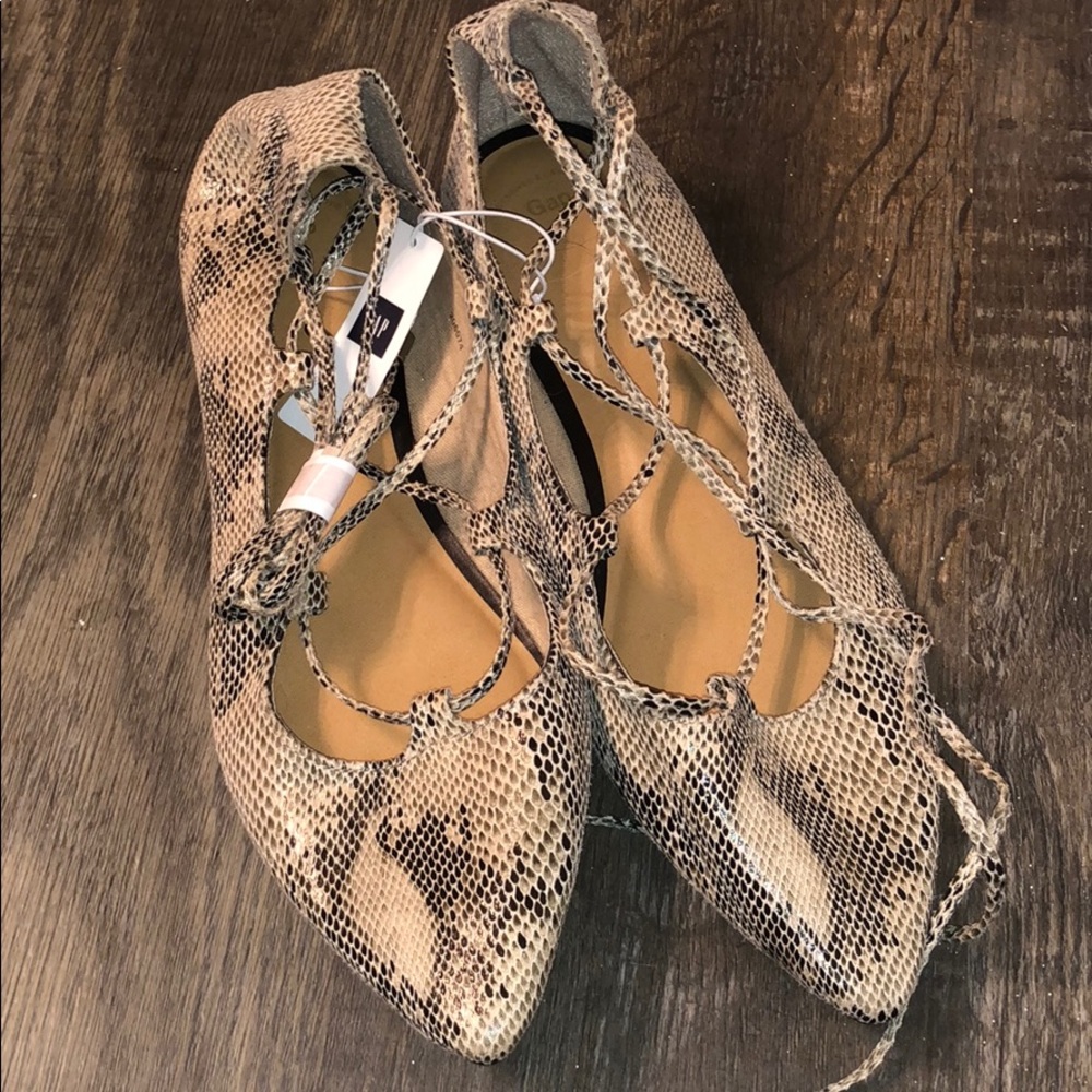 Snake skin flats
